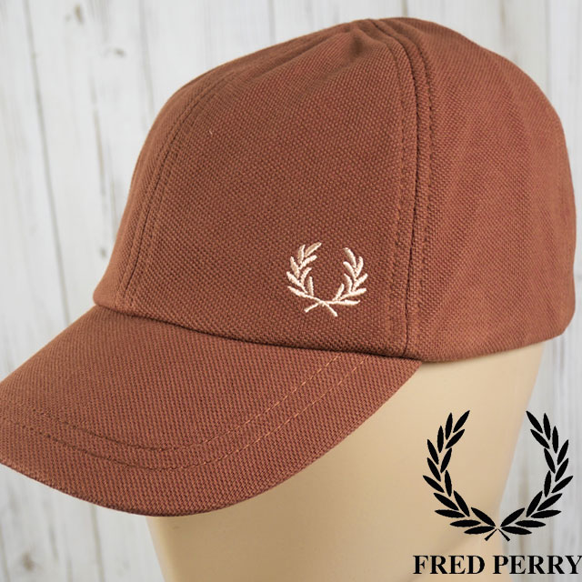 送料無料 帽子 メンズ レディース FW 秋冬 新作 秋新作 冬新作 人気 流行 定番 2024 HW8667 102 コットンキャンバスブランデッドキャップ ロゴ 刺繍 コットン100％ アパレル ブラック 黒 ローレルリース 小物 楽天市場】フレッドペリー 帽子 メンズ コットンキャンバスブラン