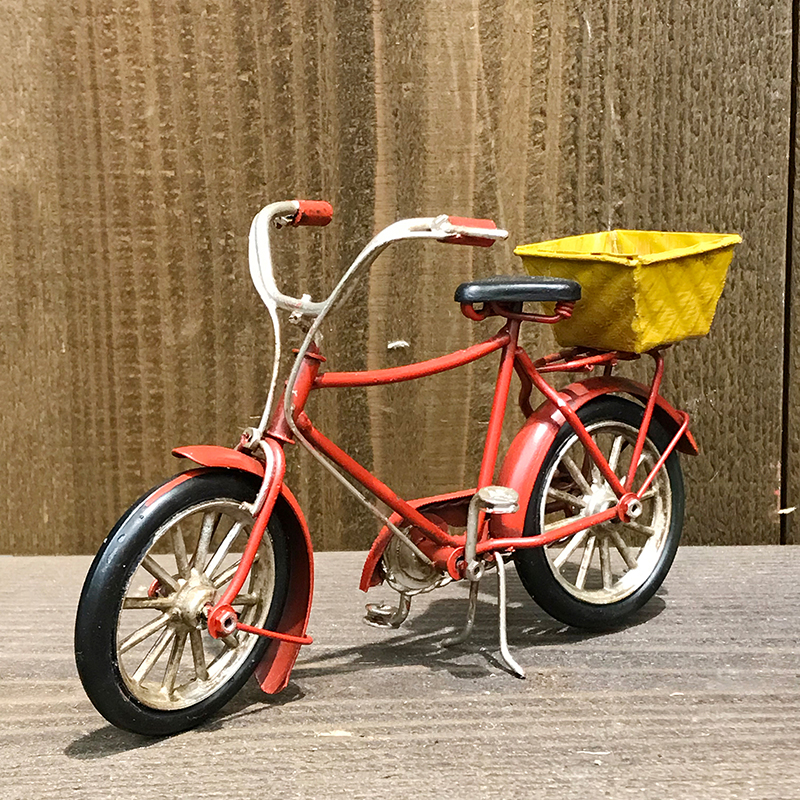 ミニチュア グッドオールド Basket Bicycle Rd 置物 自転車 ブリキ 飾り物 オブジェ アメリカ雑貨 おしゃれ インテリア かわいい レトロ ミニカー かっこいい 北欧 カントリー ノスタルジック ヴィンテージ Red Giosenglish Com