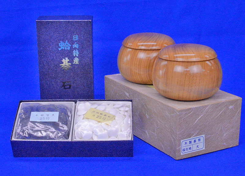 楽天市場】囲碁 木製碁笥 欅 超特大 ※蛤碁石40号まで収納可能 楽天市場】囲碁 木製碁笥 欅 超特大 ※蛤碁石40号まで収納可能