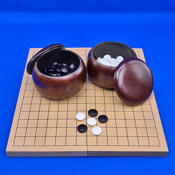 連珠セット 新桂7号折連珠盤セット(ガラス碁石梅とプラ碁笥銘木大)|将棋囲碁専門店の将碁屋