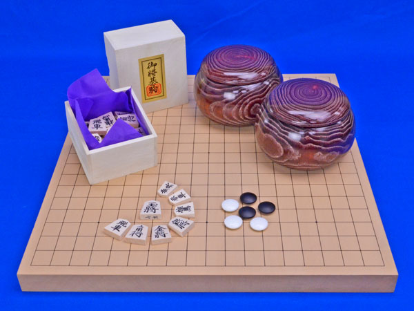 囲碁 セット ファミリートイ ゲーム囲碁と将棋を楽しめる卓上1寸盤セット 囲碁将棋両用卓上盤新桂1寸セット ガラス碁石 竹 栗碁笥 白椿上彫駒 将棋囲碁専門店の将碁屋 囲碁 セット ファミリートイ ゲーム囲碁と将棋を楽しめる卓上1寸盤セット 囲碁将棋両用卓上盤新桂1寸セット ガラス碁石 竹 栗碁笥 白椿上彫駒 将棋囲碁専門店の将碁屋