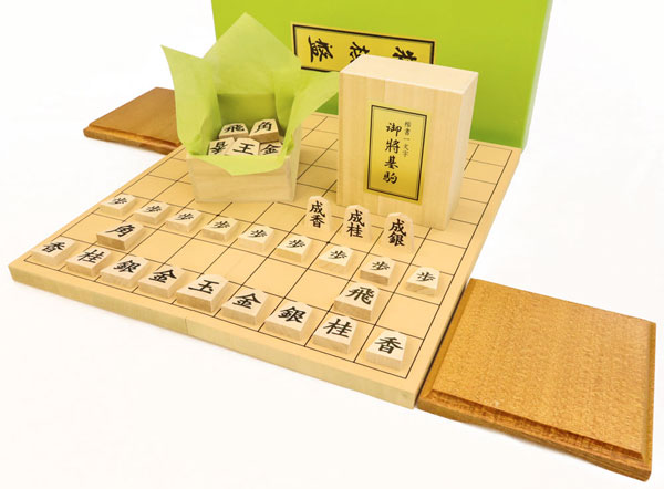 棋仕掛ける 新桂5号折棋盤仕掛ける(木製棋駒楓一字押彫駒裏黒字成付・駒台)