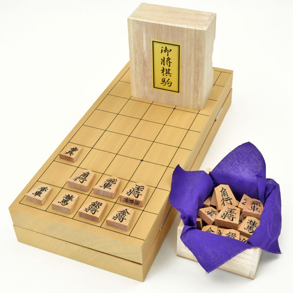 木製将棋セット 新桂10号折将棋盤セット(木製将棋駒斧折上彫駒)