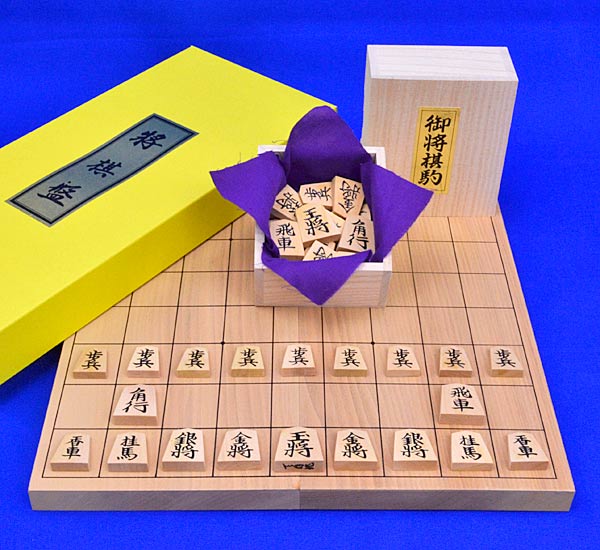 激安 将棋セット 本桂7号折将棋盤セット 木製将棋駒黄楊上彫駒 qdtek.vn