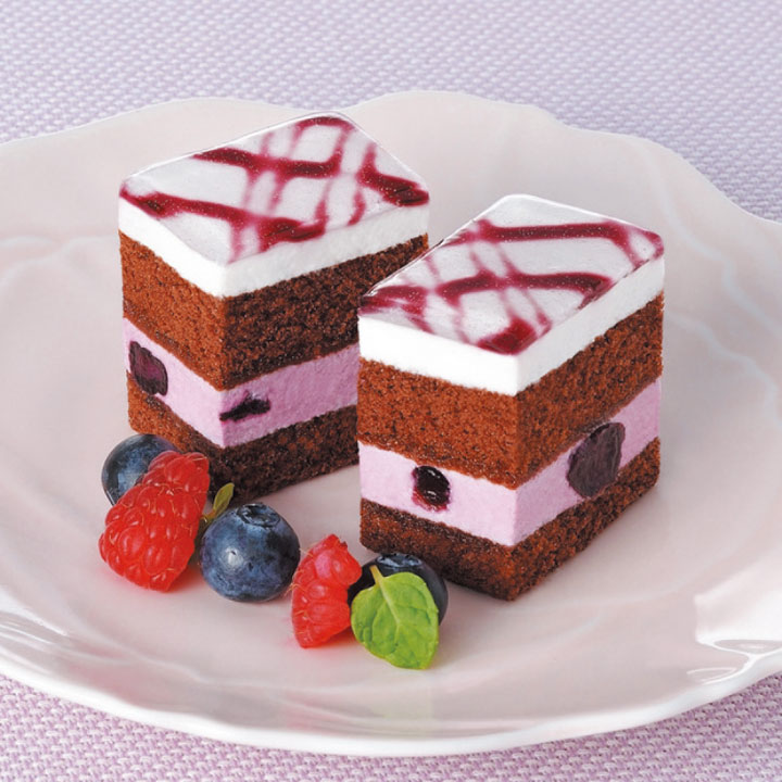 楽天市場 フリーカットケーキ ブルーベリー 475g カットなし バイキング パーティー サンドケーキ 冷凍 洋菓子 ケーキ 業務用食材 食彩ネットショップ
