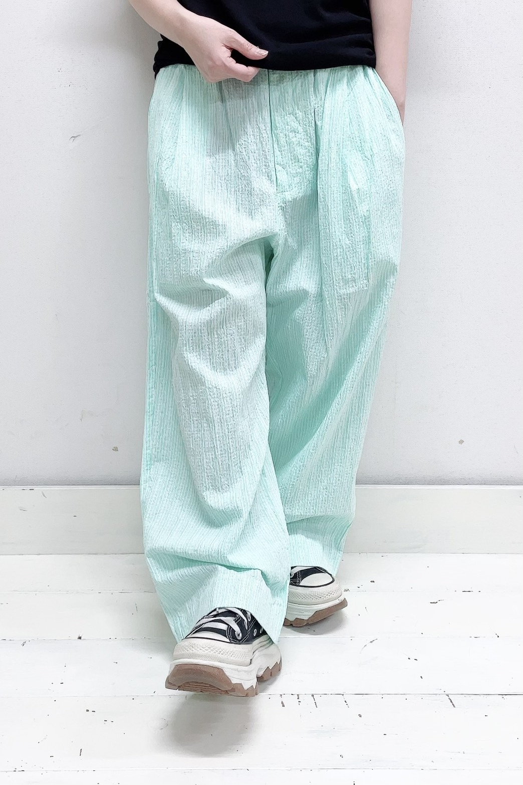 ヴェリテクール ナイロンパンツ LTD-090<br>ボリュームタックパンツ - Limited - Veritecoeur