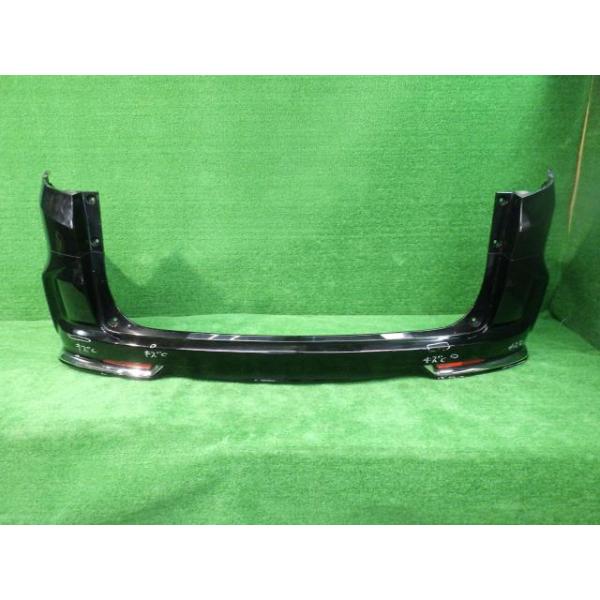 【中古】 オデッセイ RC2 リアバンパー・リヤバンパー アブソルート 4WD 8人 ホンダ HONDA 71501-T6A-900ZF NH731P 55573 2013年12月 K24W