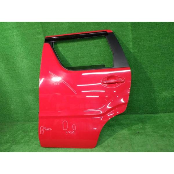 【中古】 ワゴンR MH55S 左リアドア ハイブリッドFX 4WD スズキ SUZUKI セントラル M261 68004-63R00 ZUZ 55558 2017年9月 R06A｜鈴木商会　店