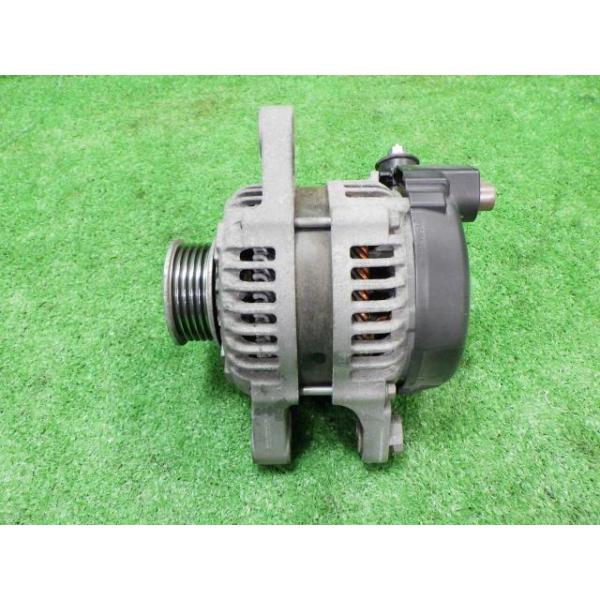 【中古】 アルト HA36V オルタネーター・ダイナモ VP 4WD スズキ SUZUKI デンソー 31400-74P00,104211-2150 31400-74P20 26U 55558 2014年12月 R06A