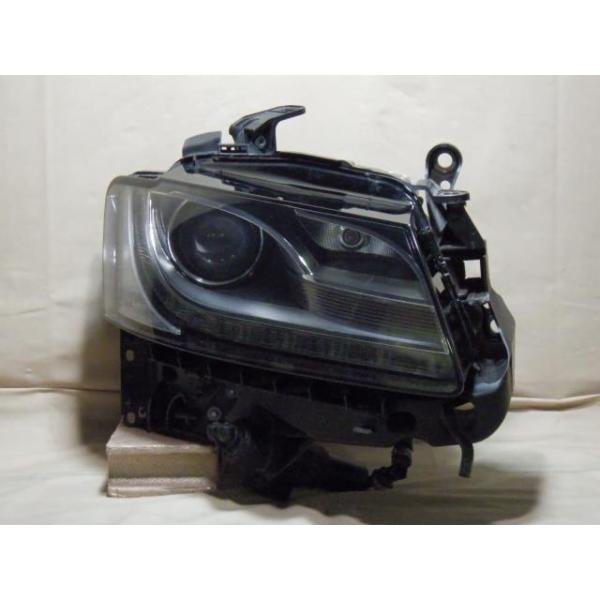 【中古】 アウディ A5 8TCDNF 右ヘッドランプ・ヘッドライト 2.0TFSIクワトロ 4WD ヴァレオ 8T0941004AL LY9C 55557 2010年6月 CDN