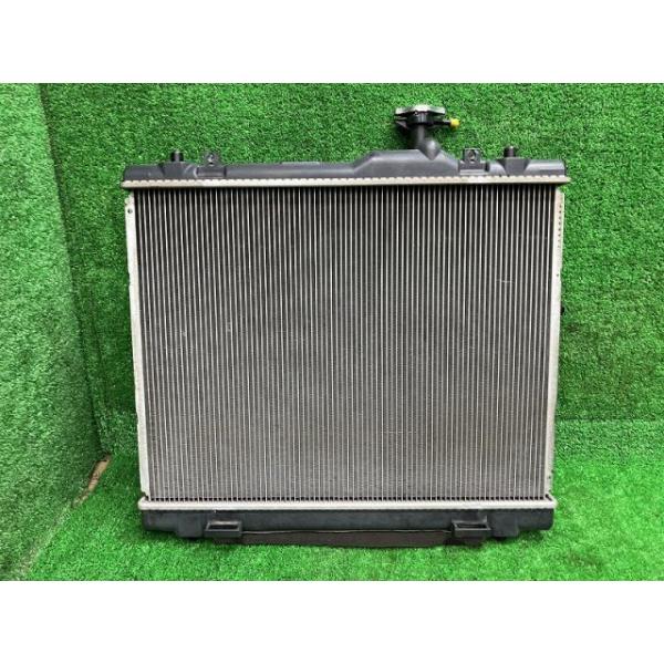 【中古】 スイフト ZD72S ラジエーター XG 4WD デンソー 222000-6791 17700-71L00 ZRJ