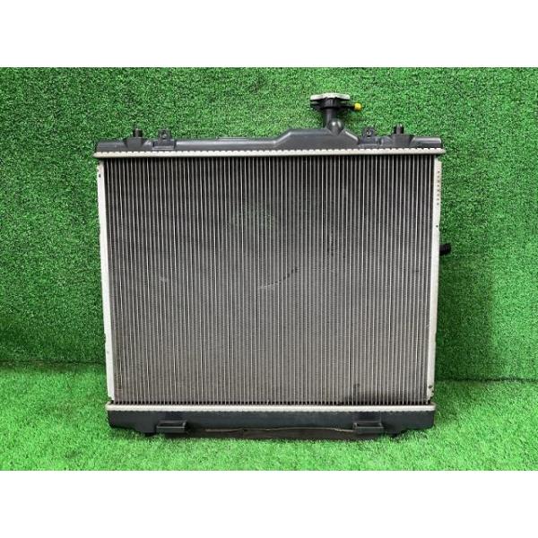 【中古】 スイフト ZD72S ラジエーター XL 4WD デンソー 17700-71L00 ZMT