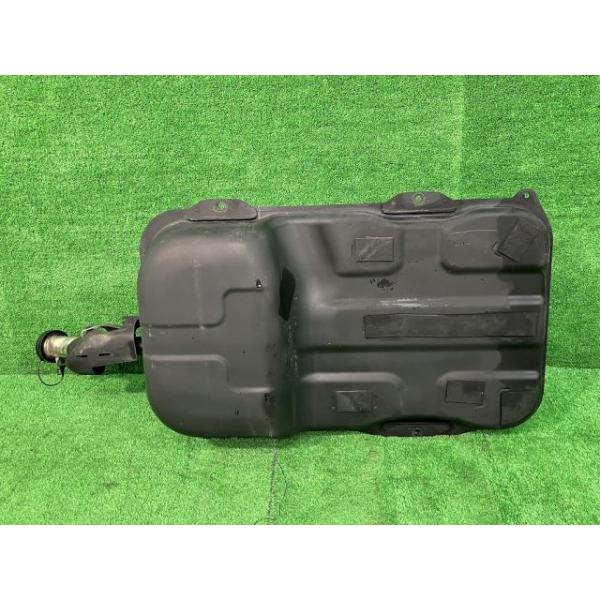 【中古】 スクラム DG16T フューエルタンク・燃料タンク KC エアコンパワステ 4WD 1A36-42-110 26U