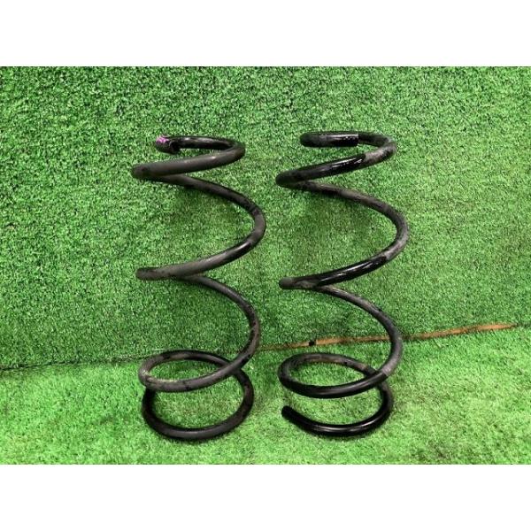 【中古】 マーチ NK13 リアスプリングセット 12X FOUR 4WD 55020-1HB1A B51
