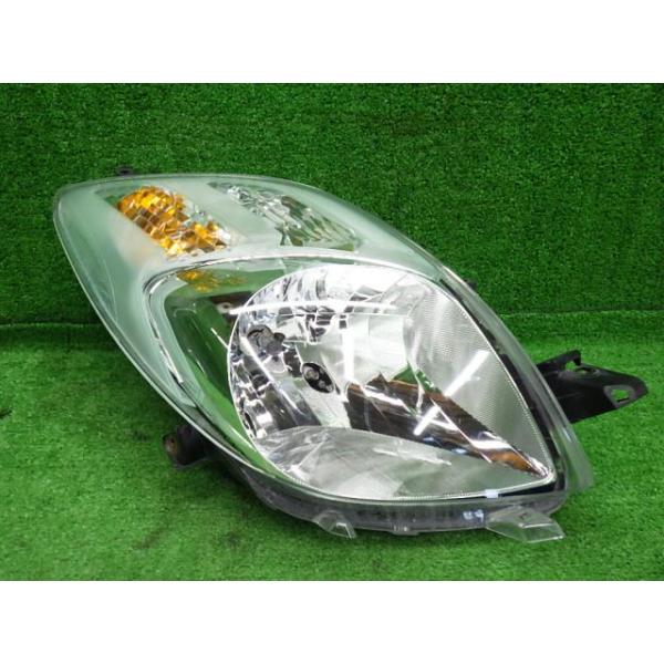【中古】 ヴィッツ NCP95 右ヘッドランプ・ヘッドライト アイル イチコ 52-169 81110-52820