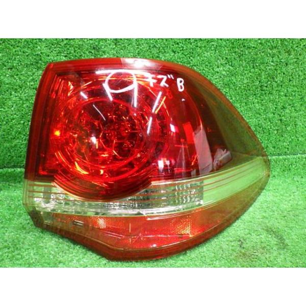 【中古】 クラウン GRS201 右テールランプ・テールライト アスリート I-FOUR ナビパッケージ イチコ 30-347 81550-30B70 1F7