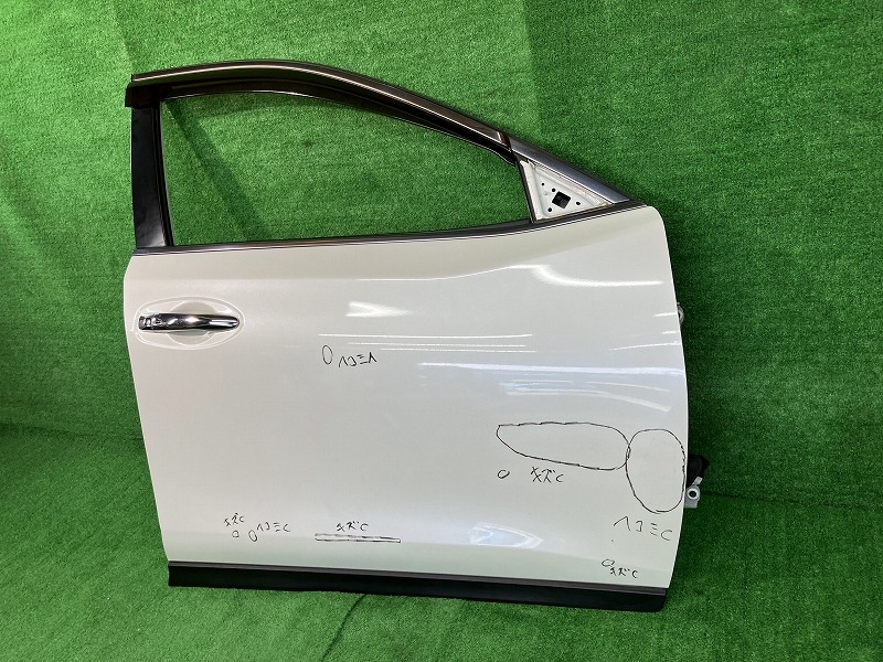 【中古】 エクストレイル NT32 右フロントドア 20X 4WD 5人 ニホンイタ M308 H010M-5H5MA QAB
