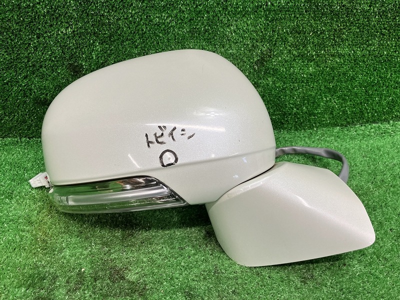 【中古】 SAI AZK10 右サイドミラー・ドアミラー S 87910-75100-A0 070 6,431円
