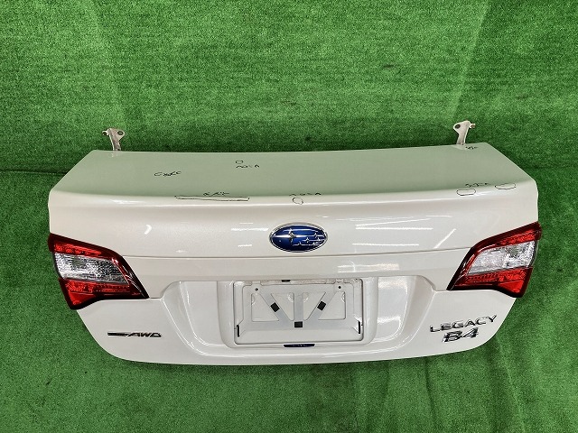 【中古】 レガシィ BN9 トランクリッド・トランクパネル B4 4WD 57509AL0109P K1X