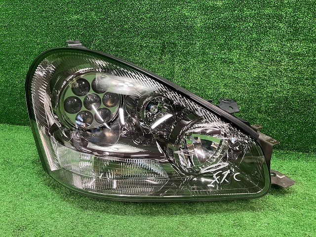 【中古】 シーマ HF50 右ヘッドランプ・ヘッドライト 300G スタンレー P1291 26010-AR028 QX1|鈴木商会 店