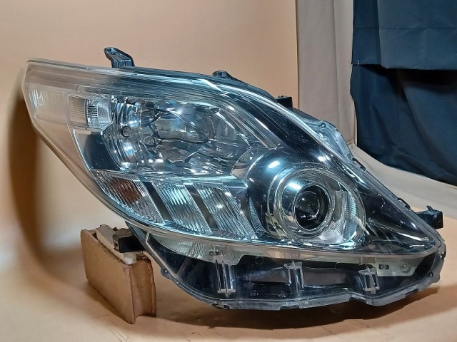 【中古】コーティング済 アルファード ANH25W 右ヘッドランプ・ヘッドライト 240S プライムセレクション2 イチコ 58-21 81110-58110 070 14,731円