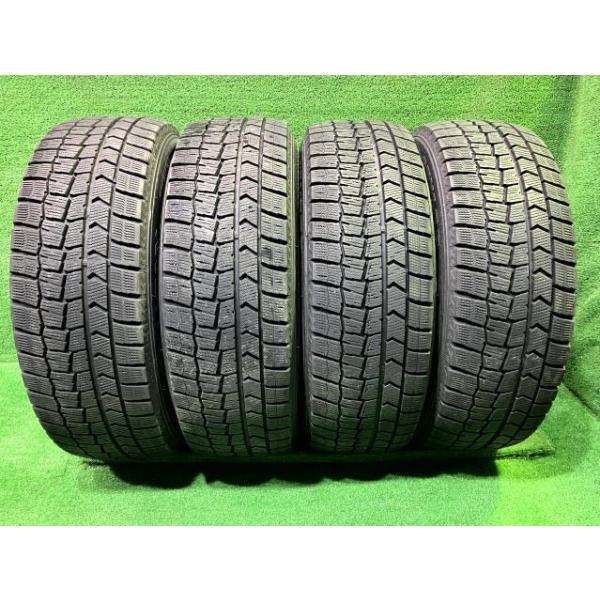 【送料無料】ダンロップ　ウィンターマックスWM01 215/60R17 中古2本 ダンロップ WINTER MAXX WM01 215⁄60R17 4本 9分溝 中古 タイヤ