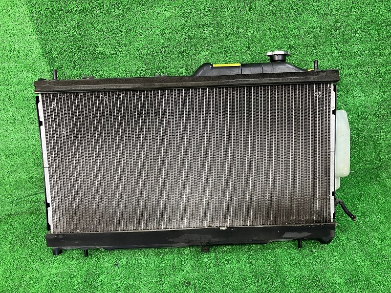 【中古】 レガシィ BP5 ラジエーター 2.0I 4WD カルソニック 63,1M 45119AG000 32J 7,590円