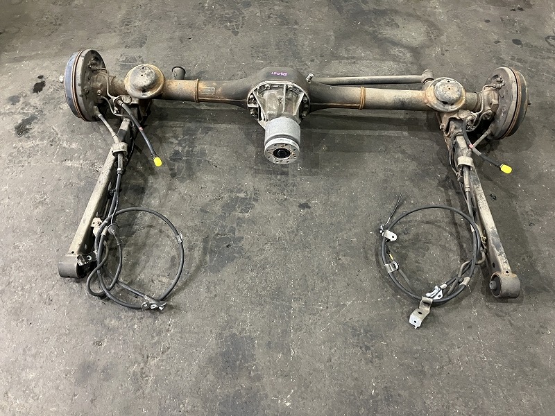 【中古】 ミライース LA360S リアアクスルホーシング・デフホーシング L 4WD 42110-B2023 S28 20,798円