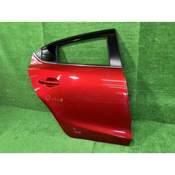 【中古】 アクセラ BM2AP 右リアドア 22XD プロアクティブ 4WD HANKUK SEKURIT M540 BJY0-72-02XF 41V