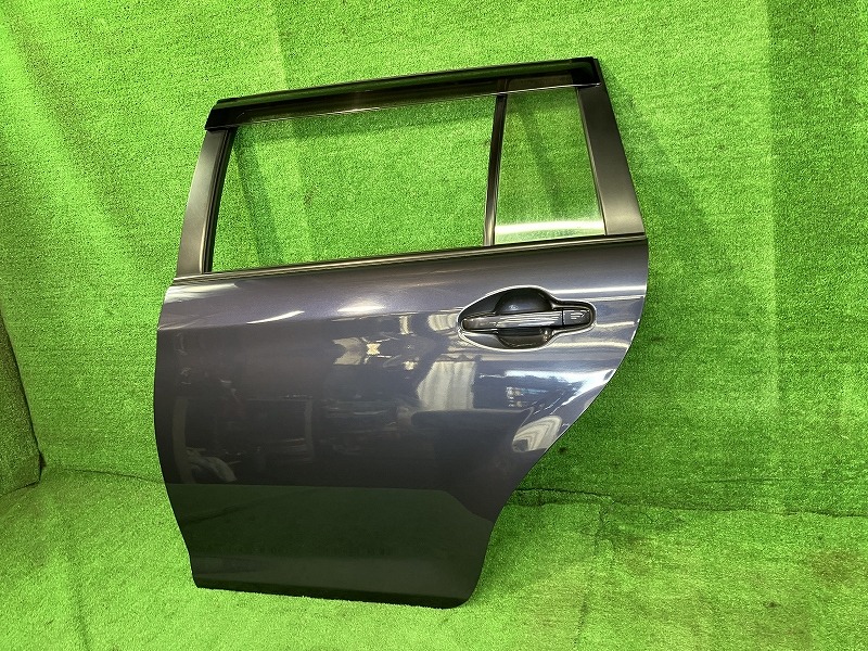 【中古】 カローラフィールダー NZE164G 左リアドア 1.5X 4WD ニホンイタ M308 67004-13340 9AF