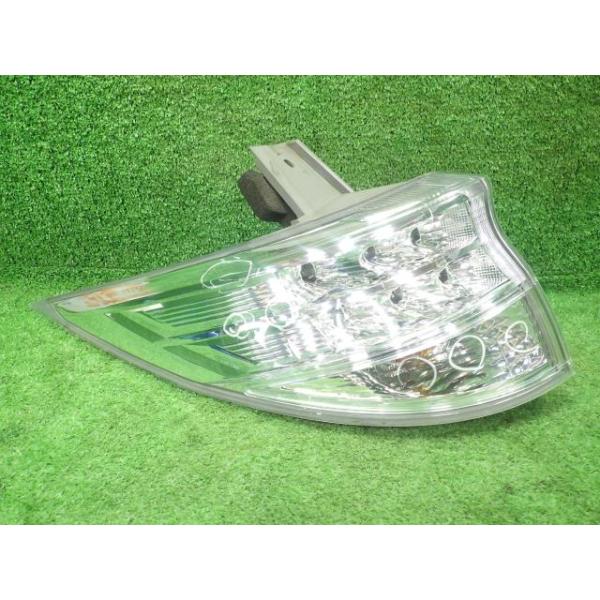【中古】 エスティマ AHR20W 左テールランプ・テールライト G イチコ 28-207 81561-28530 070