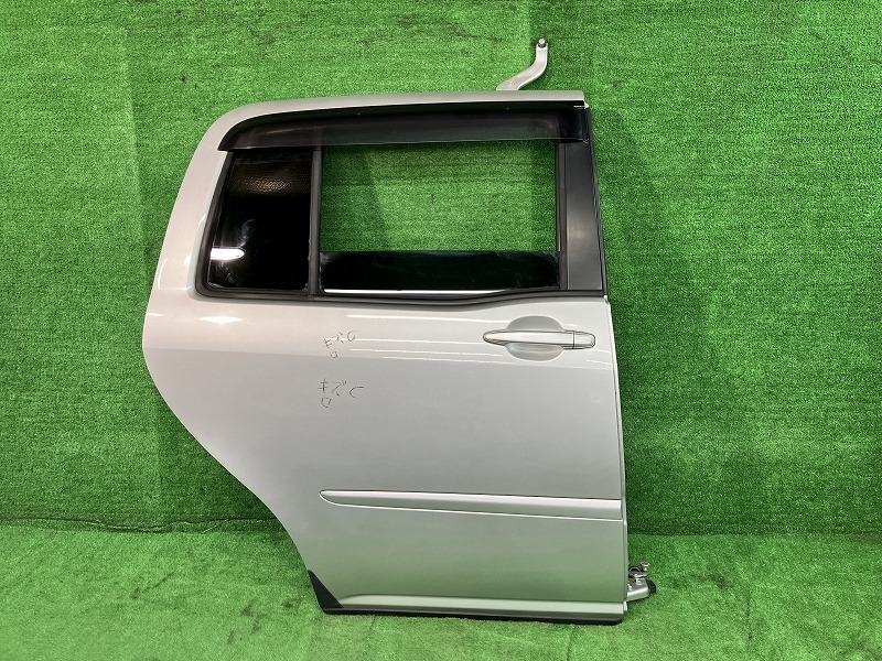 【中古】 ラウム NCZ25 右リアドア スマイルエディション 4WD アサヒ M2L3 67003-46020 1F7