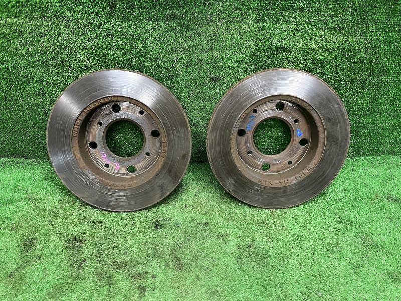 【中古】 N-BOXスラッシュ JF2 フロントディスクローター・ブレーキローター G Aパッケージ 4WD 45251-T6G-010 R81
