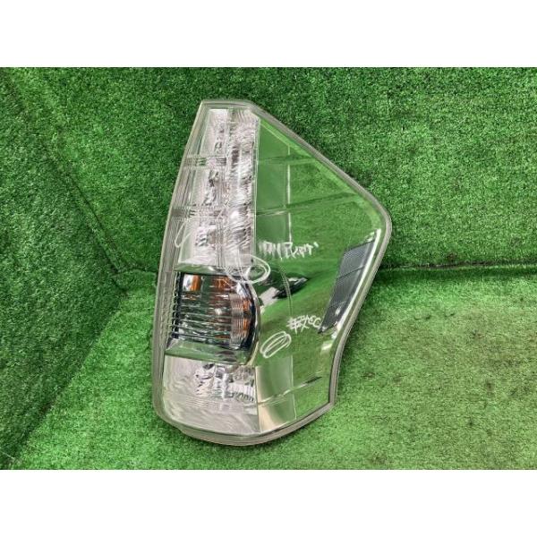 【中古】 プリウスα ZVW41W 右テールランプ・テールライト S スタンレー 47-46 81551-47140 202 11,055円