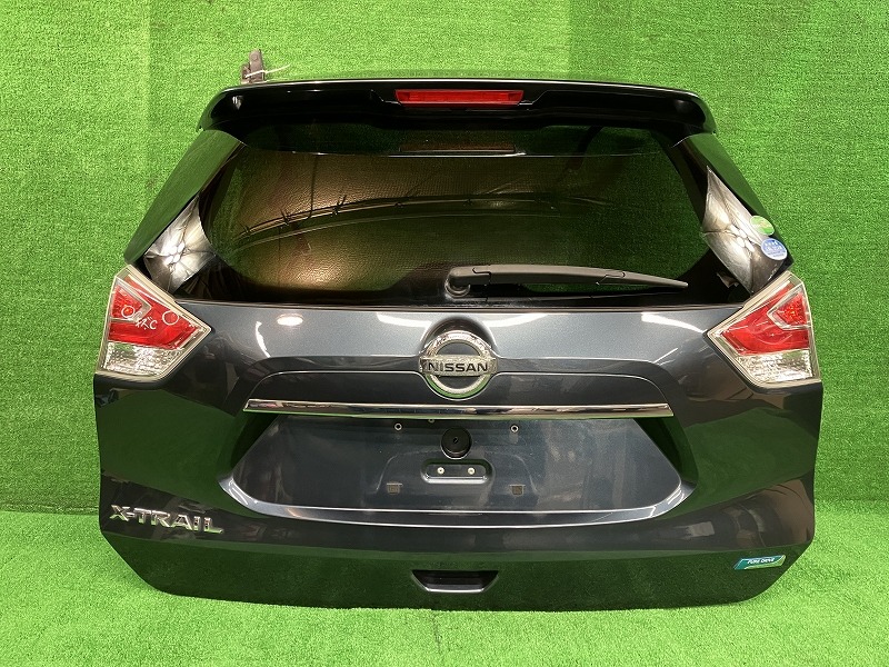 【中古】 エクストレイル NT32 バックドア・リアゲート 20X 4WD 7人 アサヒ M2L3 9001A-4CE3A RAQ 28,426円