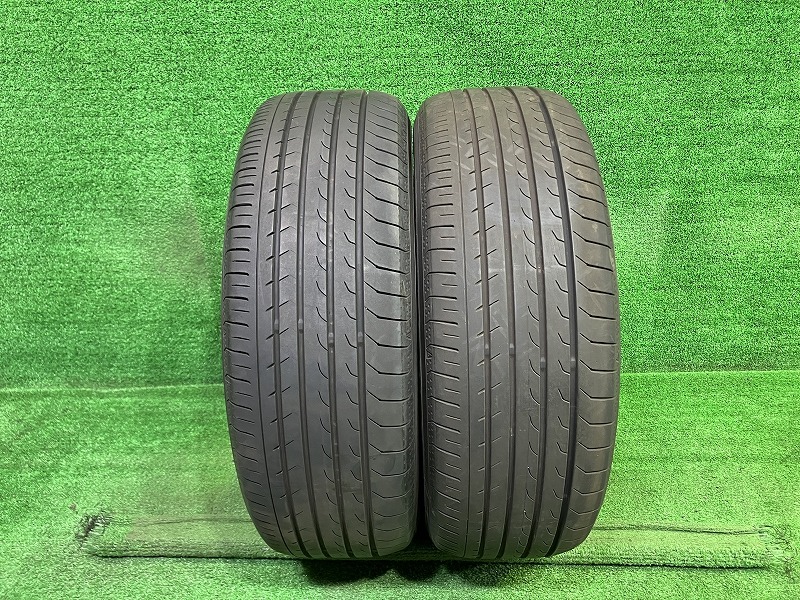 【中古】 YOKOHAMA サマー ヨコハマ ブルーアースRVRV03 195/65R15 2本 4ミリ 2022年 タイヤ 15インチ 夏
