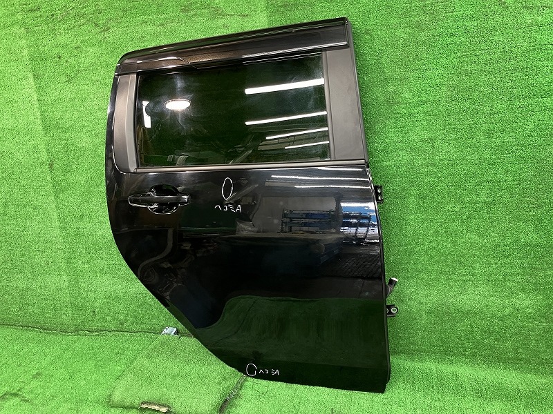 【中古】 N-WGN JH4 右リアドア Lホンダセンシング 4WD アサヒ M2P2 67510-TKR-000ZZ NH731P