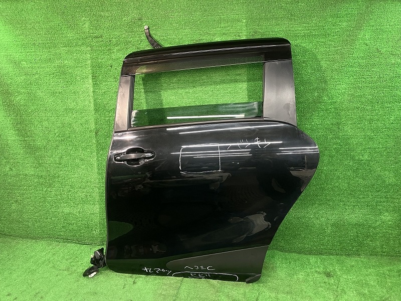 【中古】 シエンタ NCP175G 左リアドア G 4WD 6人 ニホンイタ M31Q8 67004-52630 209
