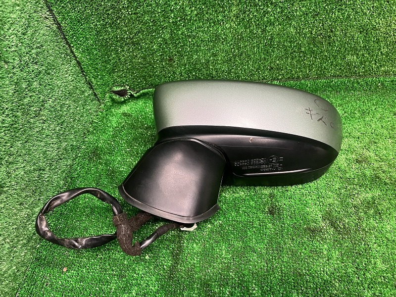 【中古】 アクセラ BM5AS 左サイドミラー・ドアミラー 15S 4WD イシザキ 539,540 BLD2-69-181D 38P