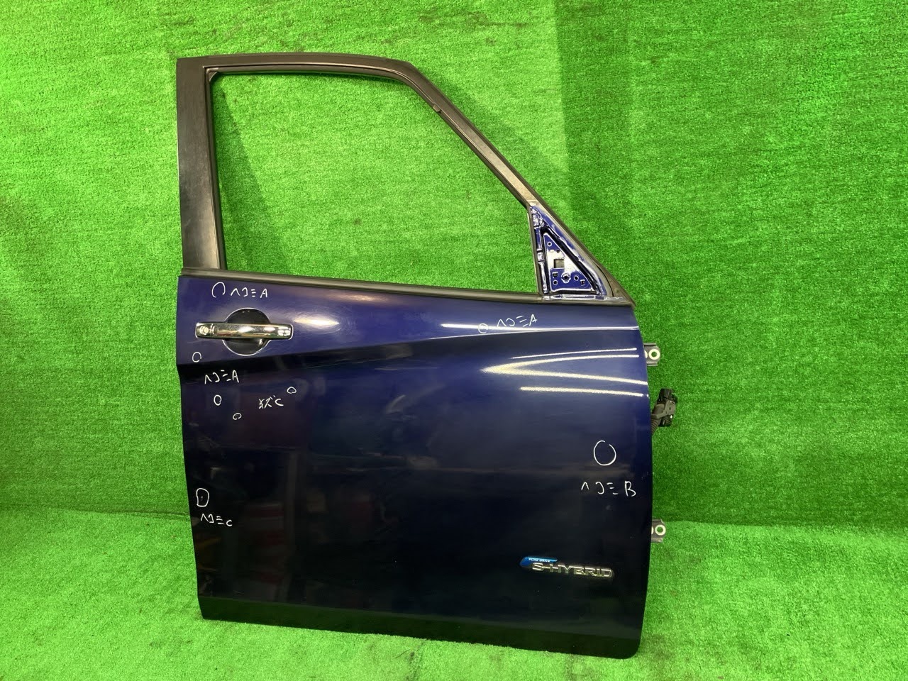 【中古】 セレナ GNC27 右フロントドア X 4WD 8人 アサヒ M2H3U H010M-5TAMA RBR