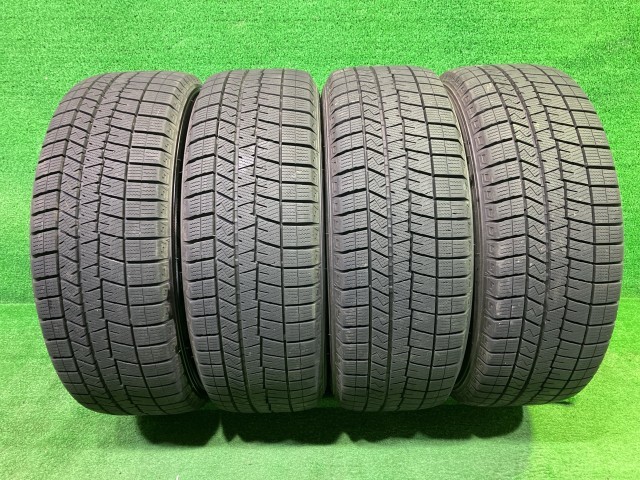 【中古】 DUNLOP スタッドレス ダンロップ ウィンターマックスWM03 205/60R16 4本 8ミリ 2020年 タイヤ 16インチ 冬