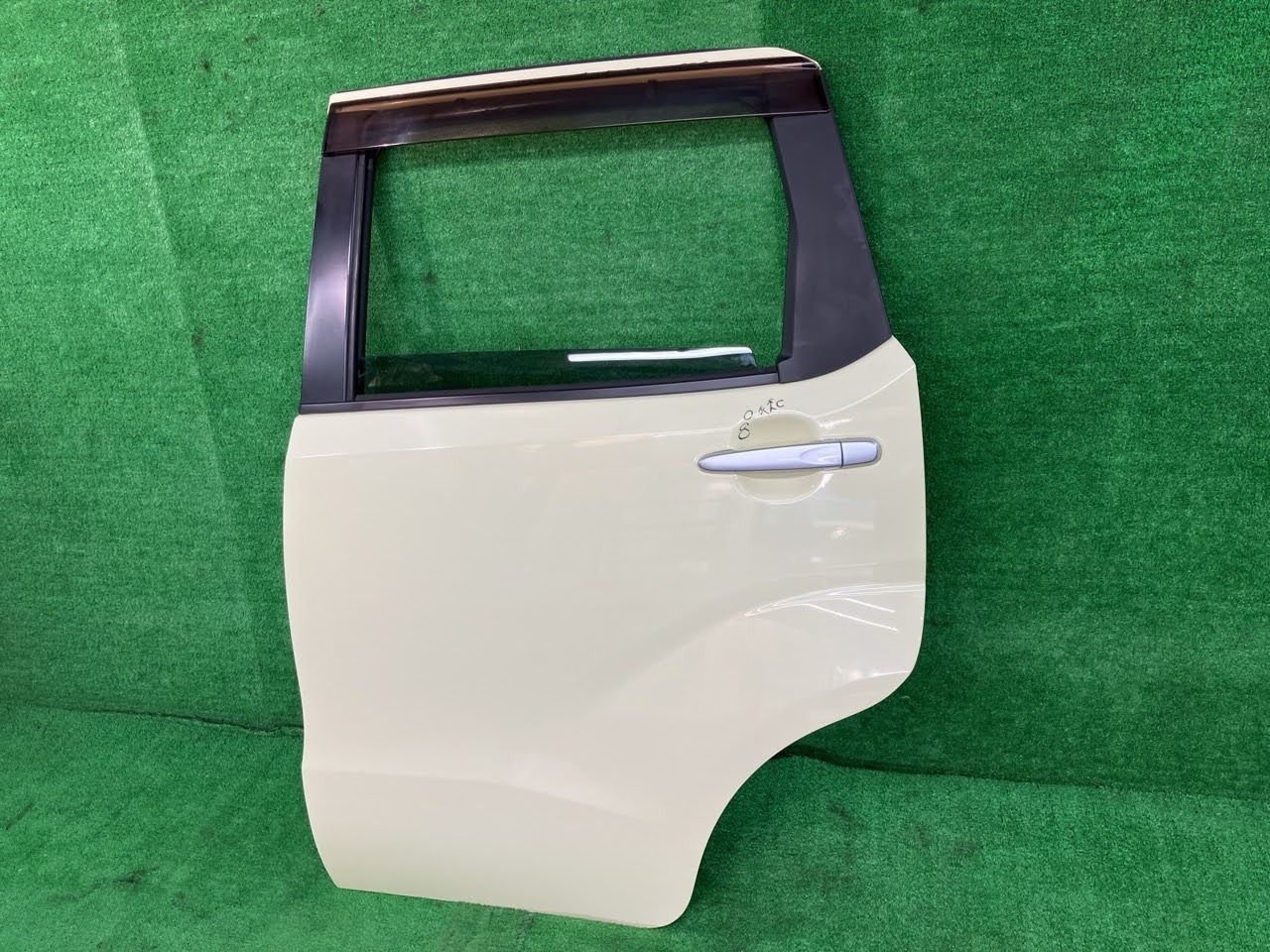 【中古】 ムーヴ LA160S 左リアドア L SA 4WD アサヒ M2L3 67004-B2250 T19
