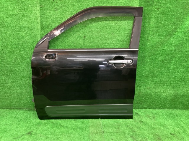 キャスト LA260S 左フロントドア アクティバX 4WD アサヒ M2H3 67002-B2400 X07 中古】 キャスト LA260S 左フロントドア アクティバX SA2 4WD アサヒ