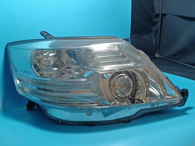 【中古】 アルファード MNH15W 右ヘッドランプ・ヘッドライト G MZ Gエディション イチコ 58-16 81110-58060 209