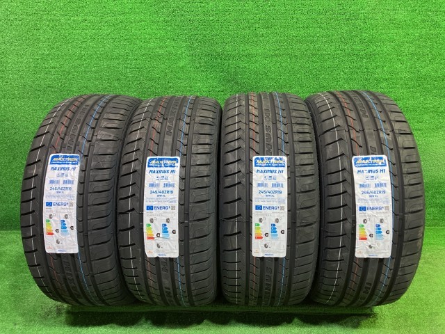 【新品】 Maxtrek サマー マックストレック MAXIMUS M1 245/40R19 4本 7ミリ 2025年 タイヤ 19インチ 夏
