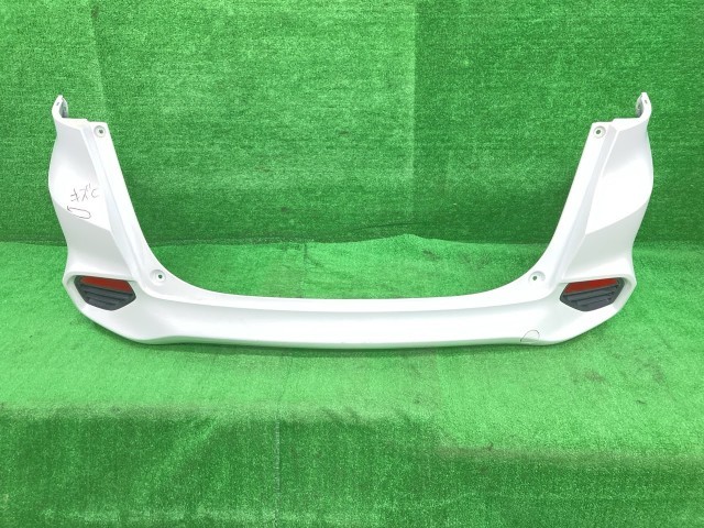 【中古】 シャトル GP7 リアバンパー・リヤバンパー ハイブリッドX 71501-TD4-000ZE NH788P