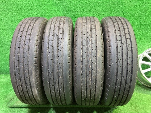 【中古】 BRIDGESTONE サマー ブリヂストン R202 215/85R16 120/118N LT 4本 タイヤ 16インチ 夏|鈴木商会 店