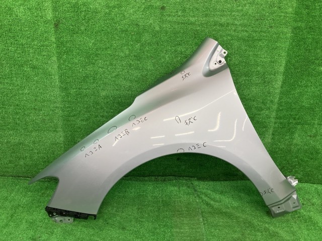 【中古】 レヴォーグ VM4 左フロントフェンダー 1.6GTアイサイト 4WD 57120VA0309P G1U