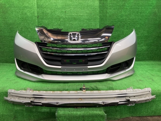 【中古】 オデッセイ RC2 フロントバンパー G 4WD 8人 71101-T6A-000ZG NH704M 16,236円