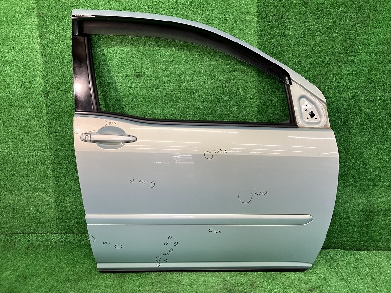 【中古】 ラウム NCZ25 右フロントドア ラウム Sパッケージ 4WD アサヒ M2H3 67001-46020 6T4